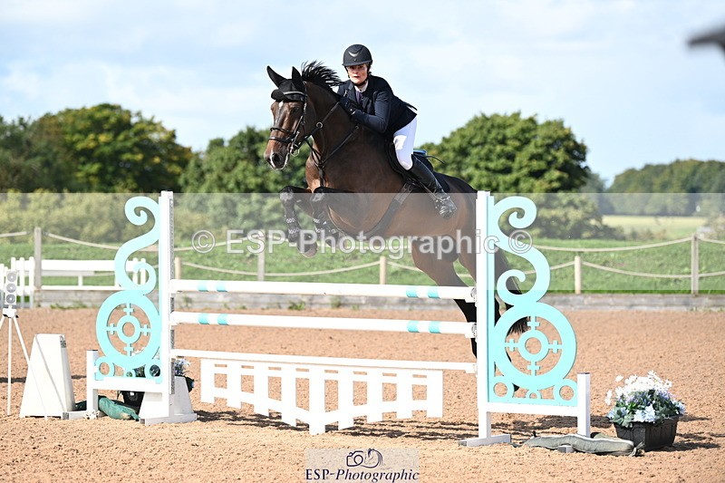 240912A-112907-00582 - Cls 2 Snr Newcomers