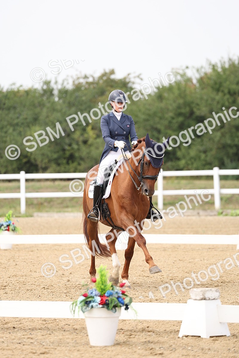 SBM_007512 - Class 9 - FEI INT I - 14.57-15.45