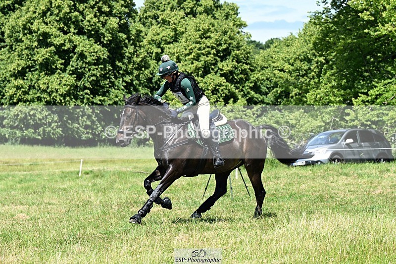 240629X-120234-2344 - 051-Marie_Webber-BENNY'S_DOUBLE_DIAMOND