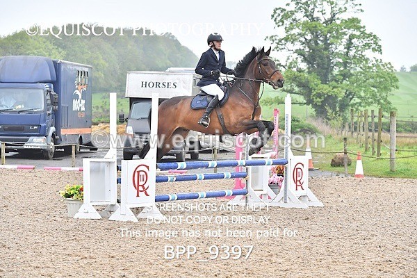 BPP_9397 - CLASS 32 MON Club/ Unaffiliated 70cms Open