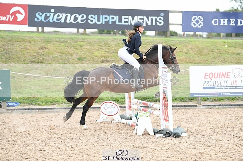 250807-101028-00081 - 60cms Round 1