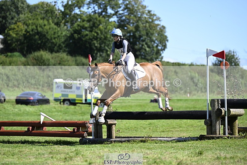 240811A-112948-02116 - 014-