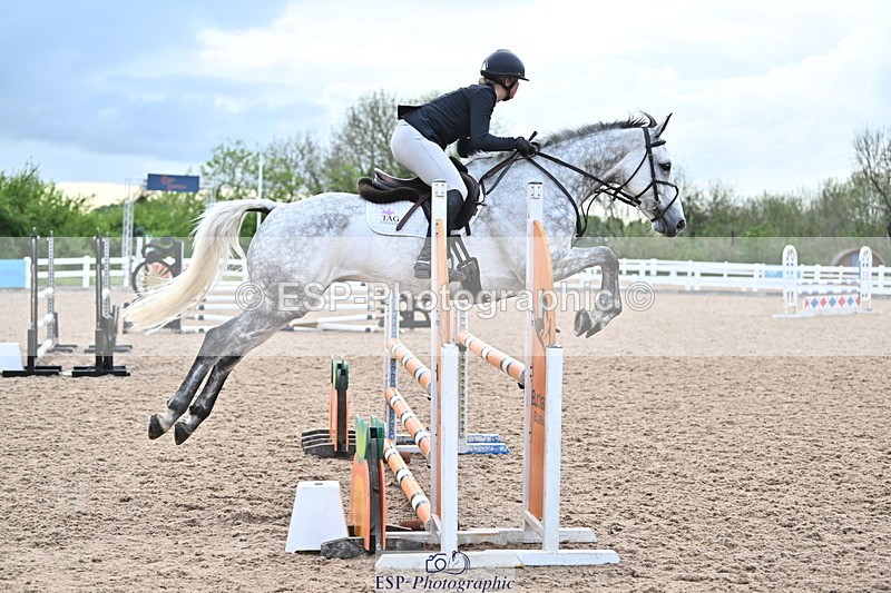 240514A-193600-00618 - 90cm