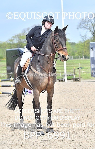BPP_6991 - CLASS 4 FRI Senior BritiNovice/ 90cm Open