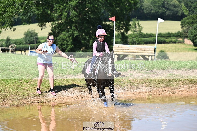 240729B-150033-02951 - Abbie's Group XC