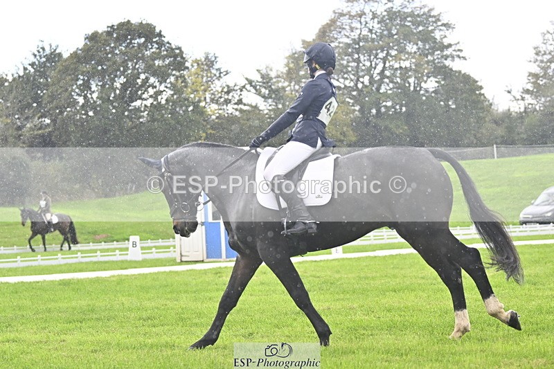 251023A-121903-04058 - F-421-Isabella.Hooton