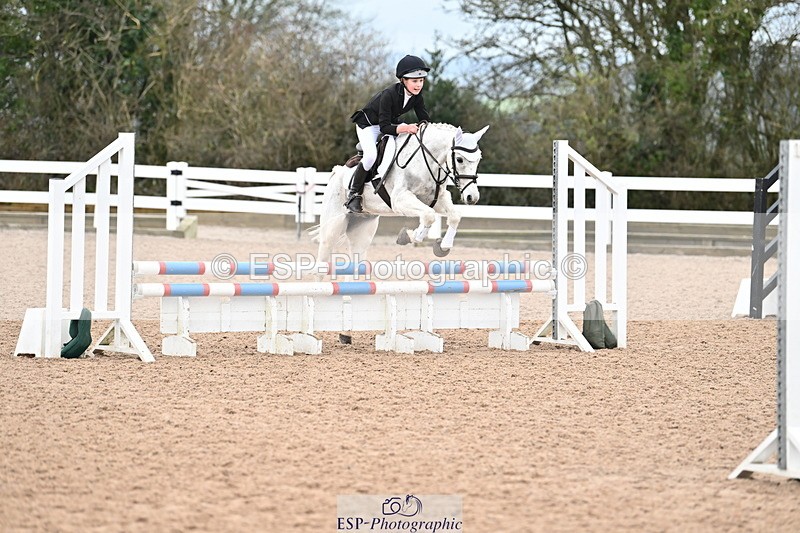 240309A-103041-00110 - Cls 1 Pony Intro 70cm