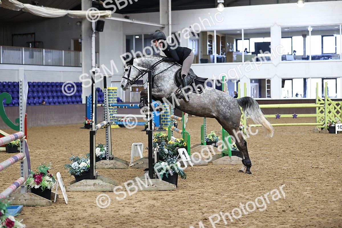 SBM_005993 - Class 16 - Senior Newcomers - 1.10m Open