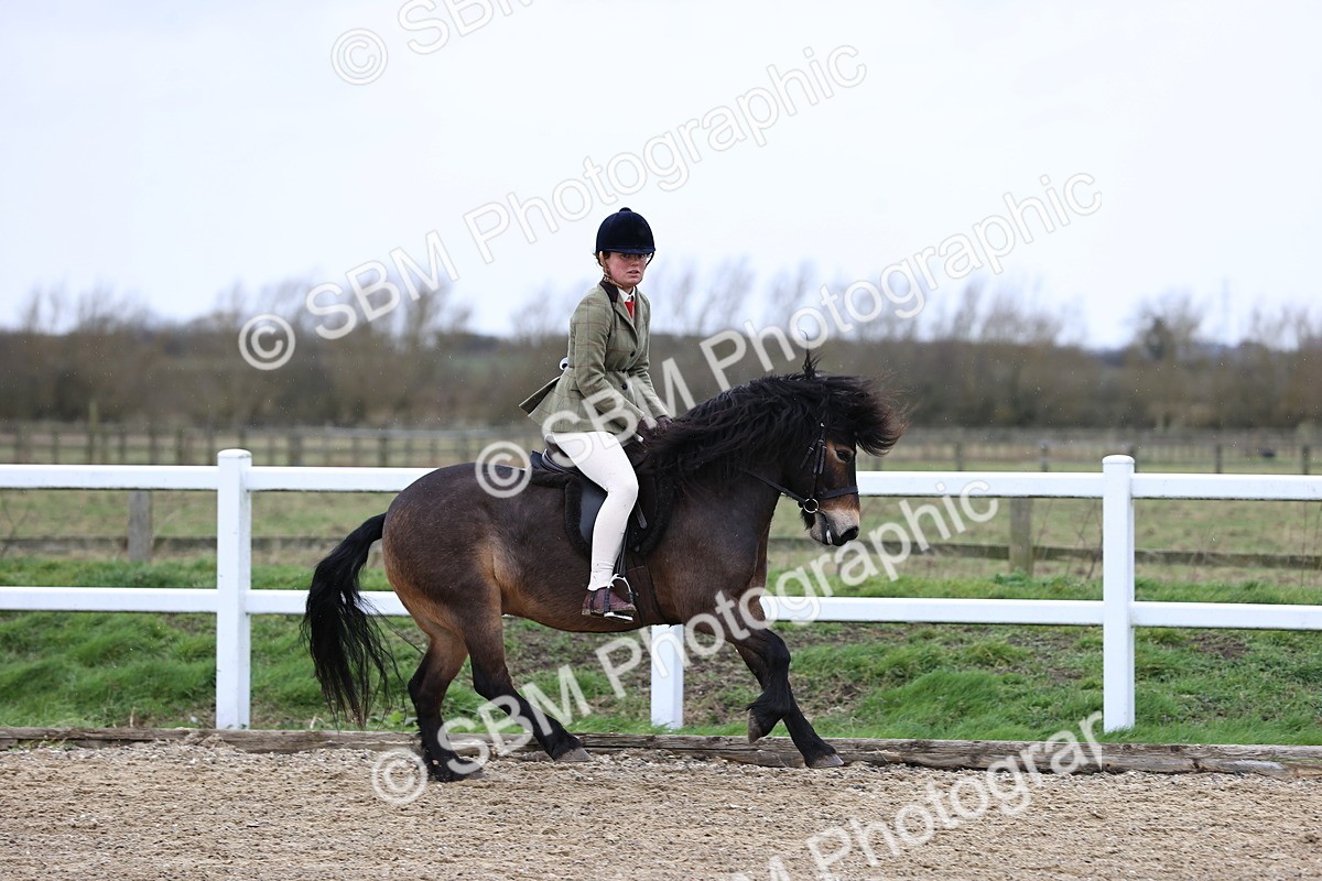 SBM_007423 - Class 31-32 - M&M Confined Novice Small-Large