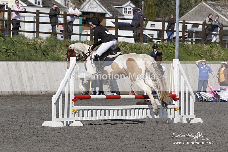 _EST0700 - Bourne Valley Riding Club Winter Showjumping 27/03/22