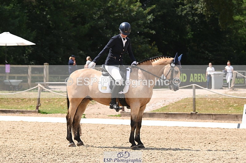 250719A-125912-05225 - 141-Chloe.Dunn-Towerhill.Shamie