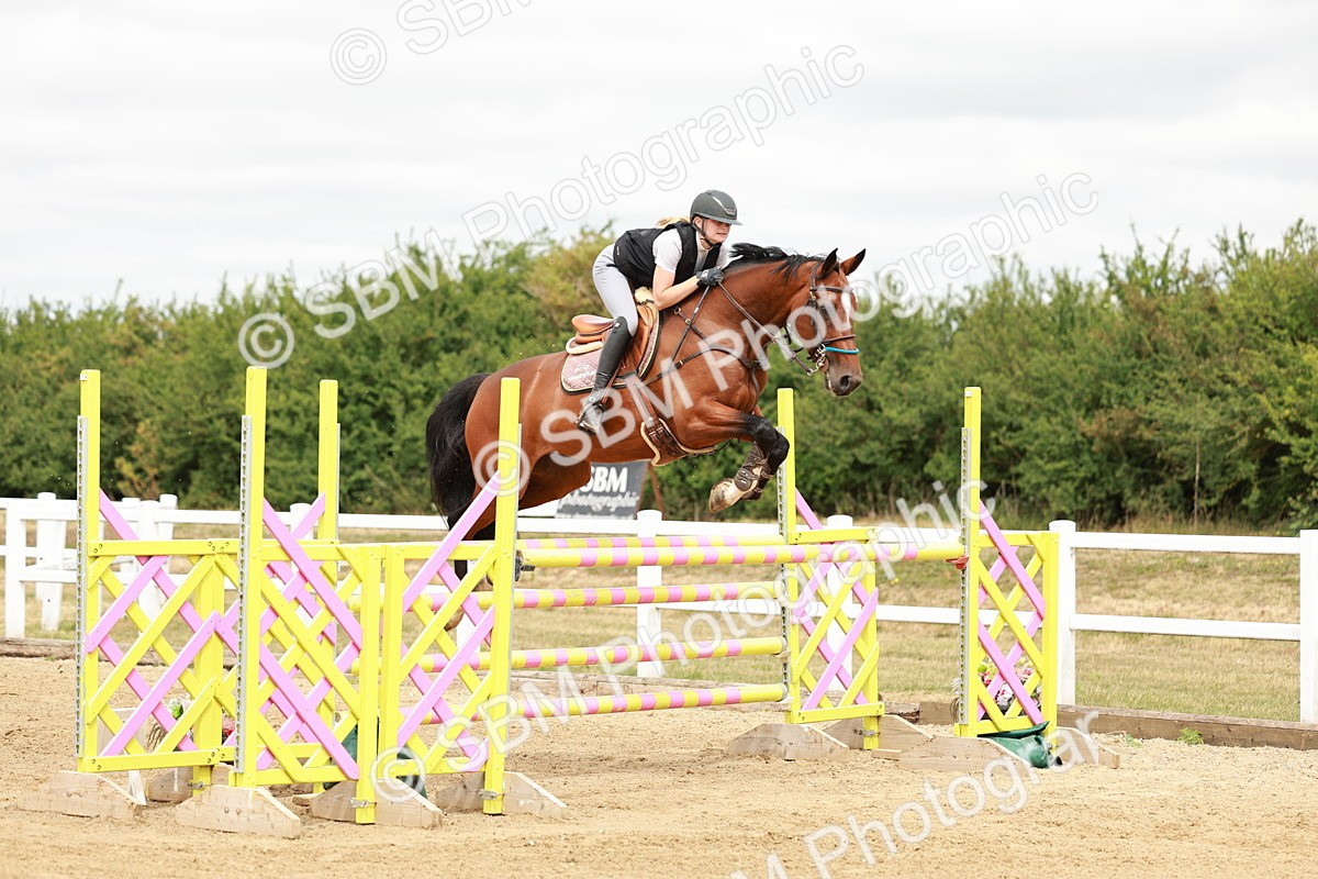 SBM_017365 - Class 21 - Senior Newcomers Championship 2d Rd