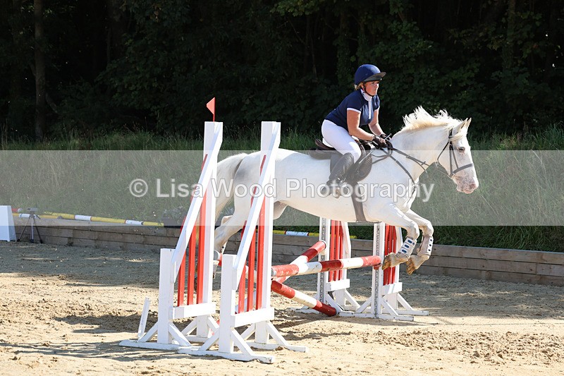 3E7A1122 - Class 7: 70cm Senior