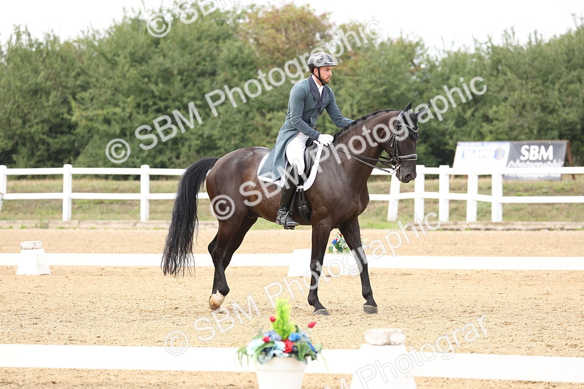 SBM_008362 - Class 10 - FEI INT I - 16.10-16.50