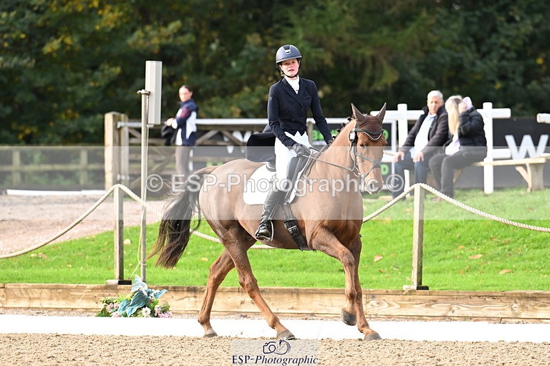 251023A-095314-01352 - B-124-Sophie.Lamb