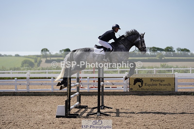 230528A-111724-06527 - Cls 31 Scope 1m Champ Quali & Open