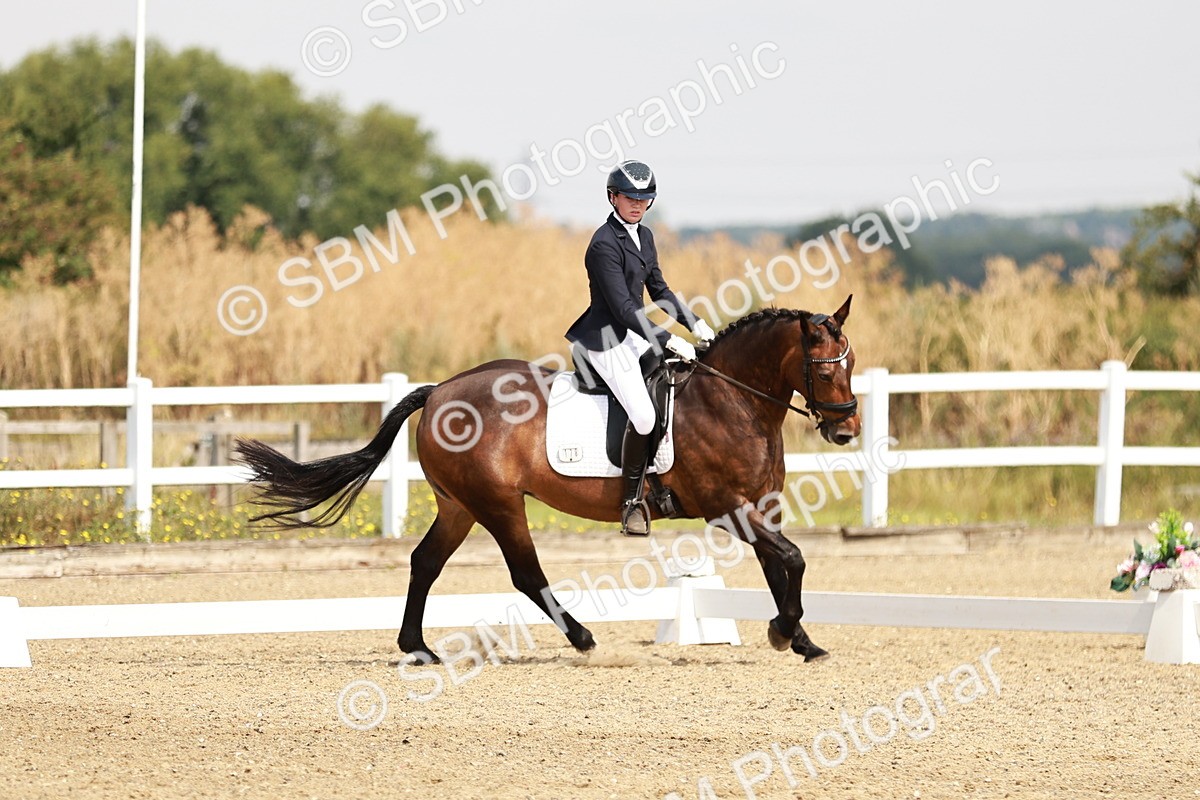 SBM_002564 - Class 6 - Novice 6 Silver - 10.17-11.20