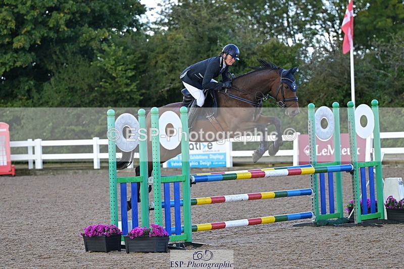 240912A-101815-00964 - Cls 8 Snr British Novice and 90cm Open