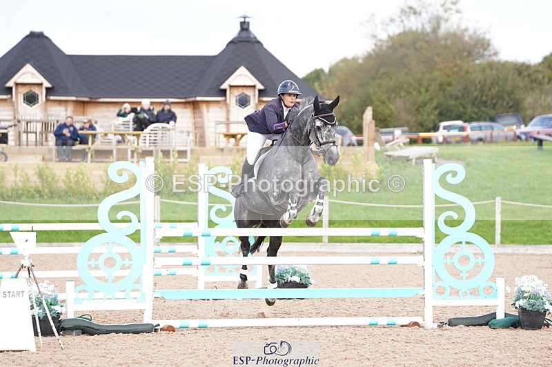 241004A-114408-00302 - Fri 02 Snr 1.05m Open