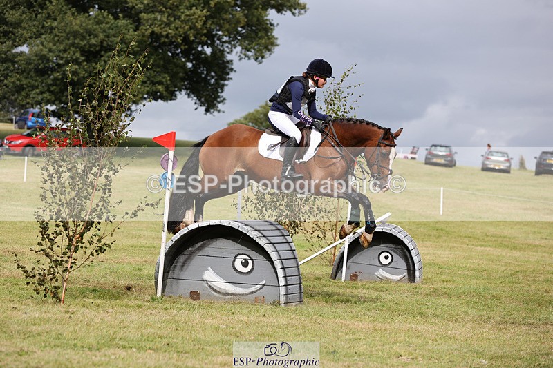 240825X-161724-36455 - 80cm XC 15.30 to 16.30