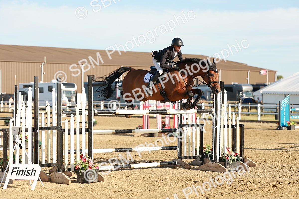 SBM_008884 - Class 6 - National 1.30m 1.40m Open Handicap