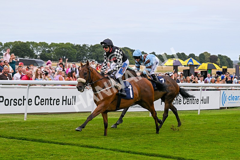 140824-Race 3-King Sharja-6231 - Race 3