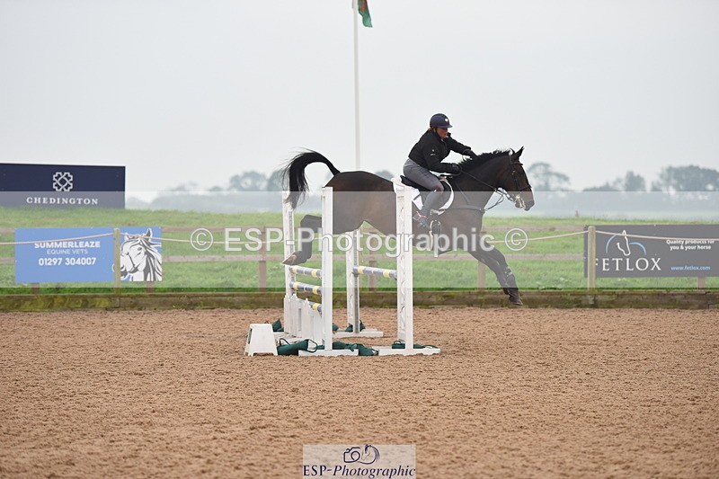 230916A-154632-05413 - Cls 18 Snr 95cm Derby