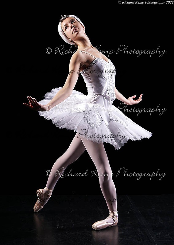 010522-4719w - Performance