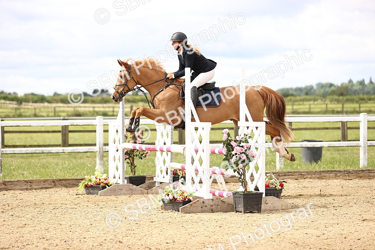 SBM_006381 - Class 16 - Senior British Novice - 90cm