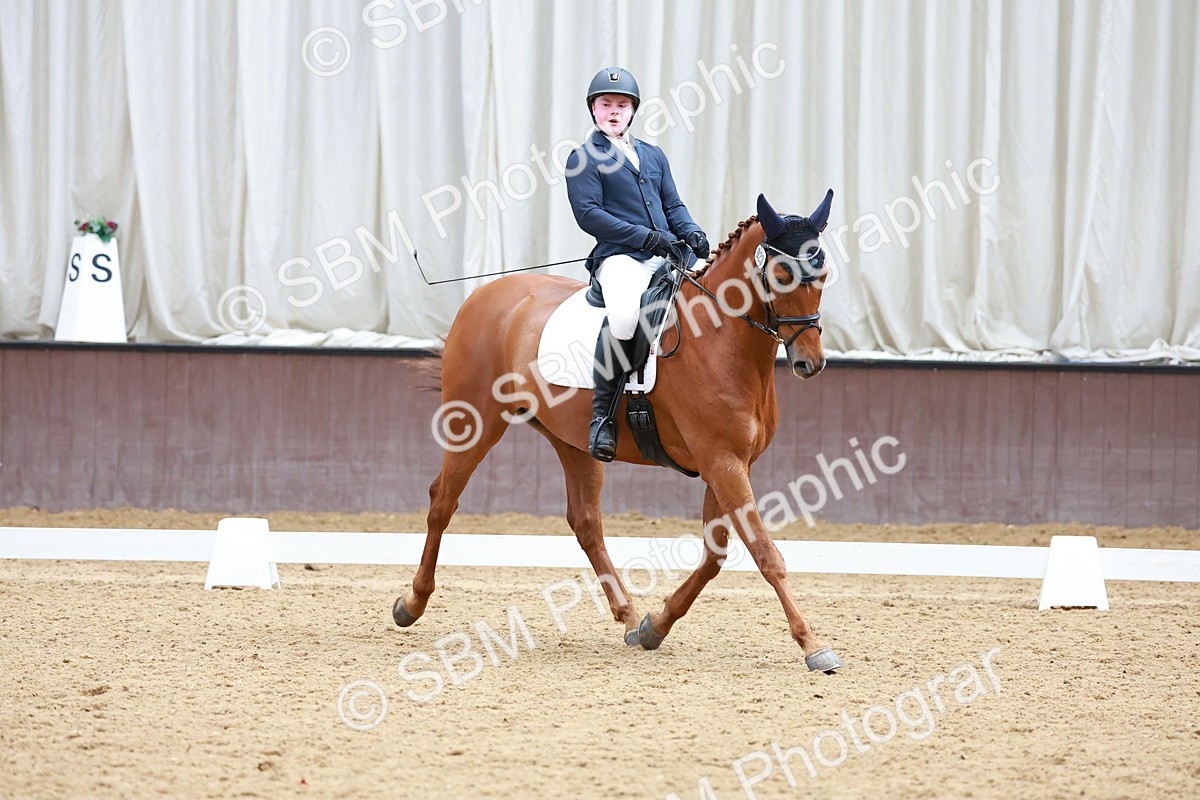 SBM_002831 - Class 14 - Novice 2