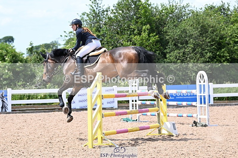 240619A-141116-00456 - Cls 4 Snr Newcomers and 1.10m Open