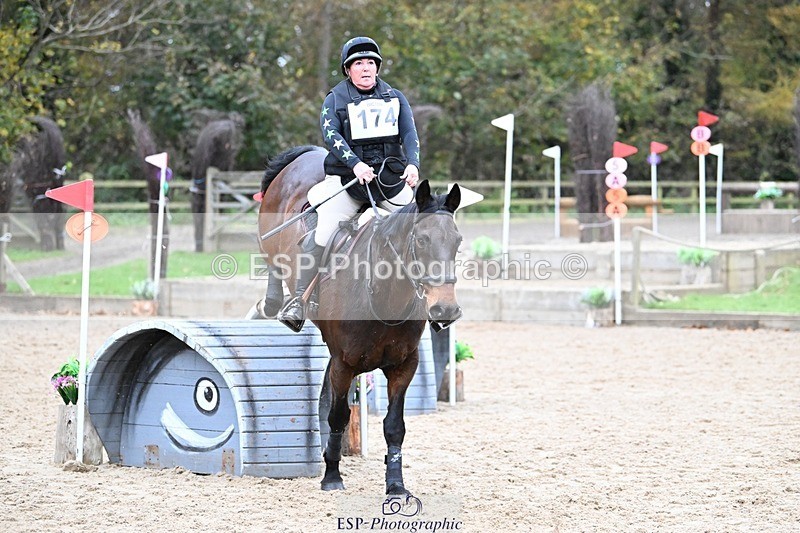 241116-143008-02028 - Cls 3 90-95cm