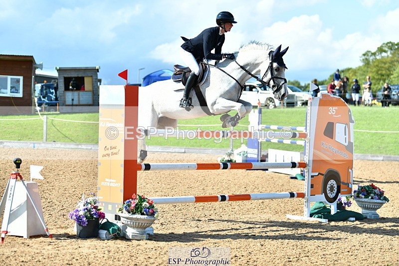 230723A-171053-13785 - Cls 8, 2 Star Medium 1.35m