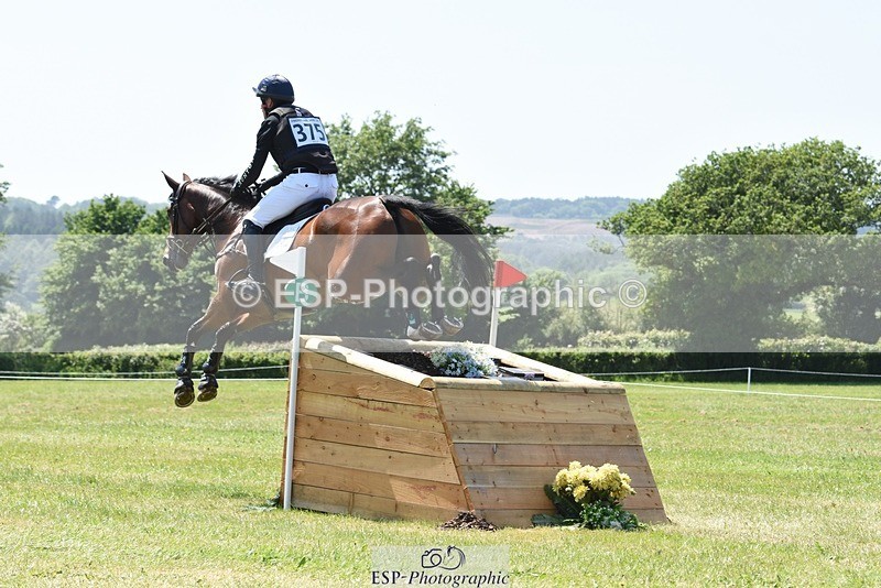 230527-135732-09397 - 375-FINLEY_DU_LOIR-Oliver_Townend-XC