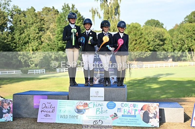 250822A-173220-24671 - Friday Presentations