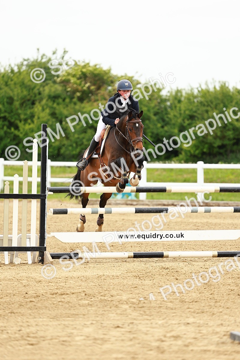 SBM_001093 - Class 4 - Senior Newcomers - 1.10m