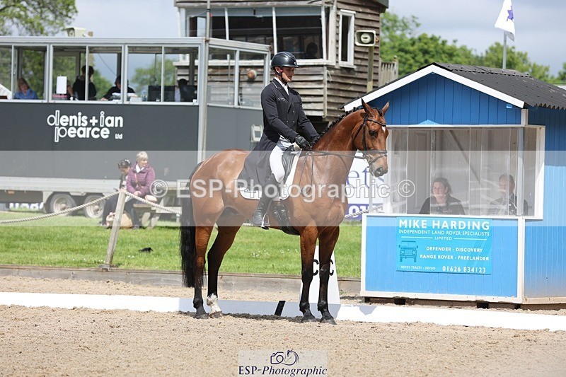 240523-115418-03643 - 241-CLASS_ROMANCE-Jack_Pinkney