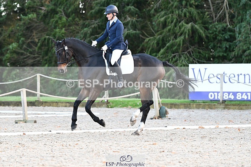 231110-134058-01018 - Cls 4 Novice 39Q