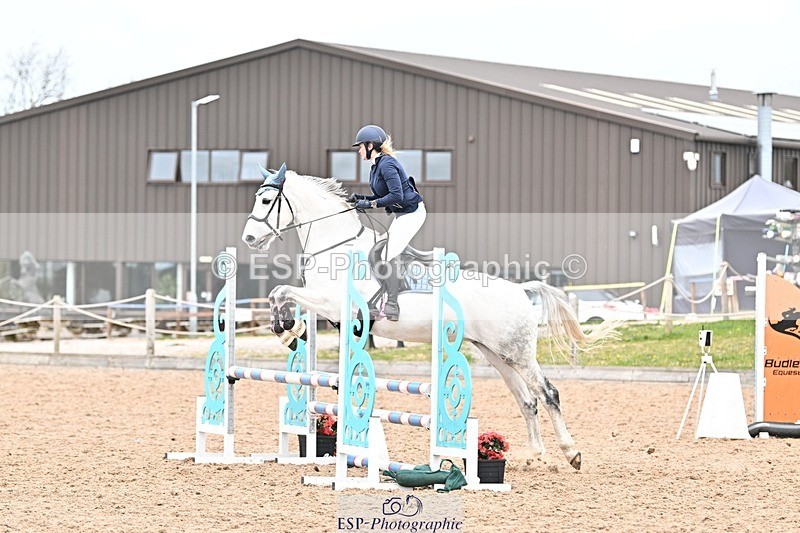 250414-112831-00539 - 90cm Round 1