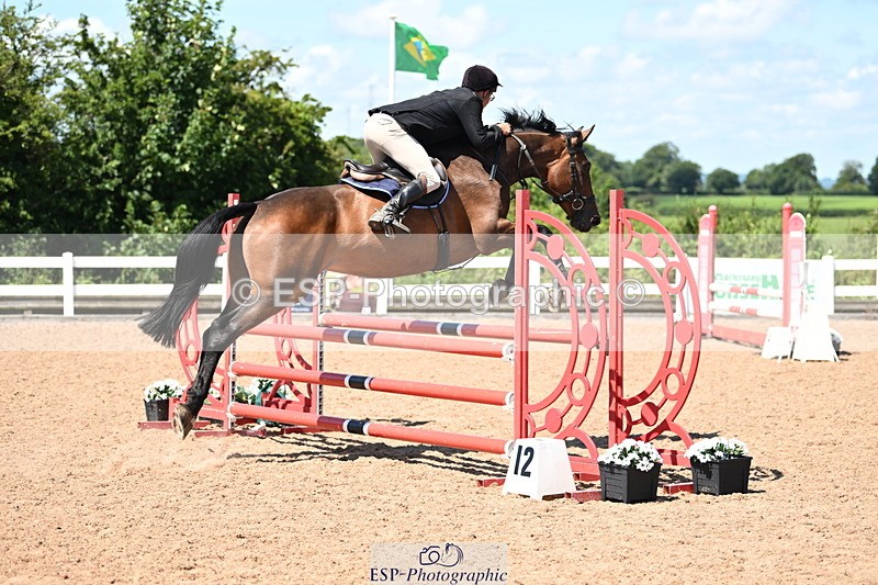 240728A-122053-08501 - Cls 32 85cm Amateur Qualifier