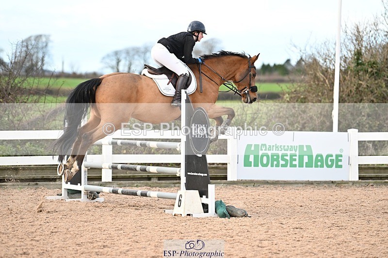 241208-132637-01781 - Cls 21 Newcomers and 1.10m Open