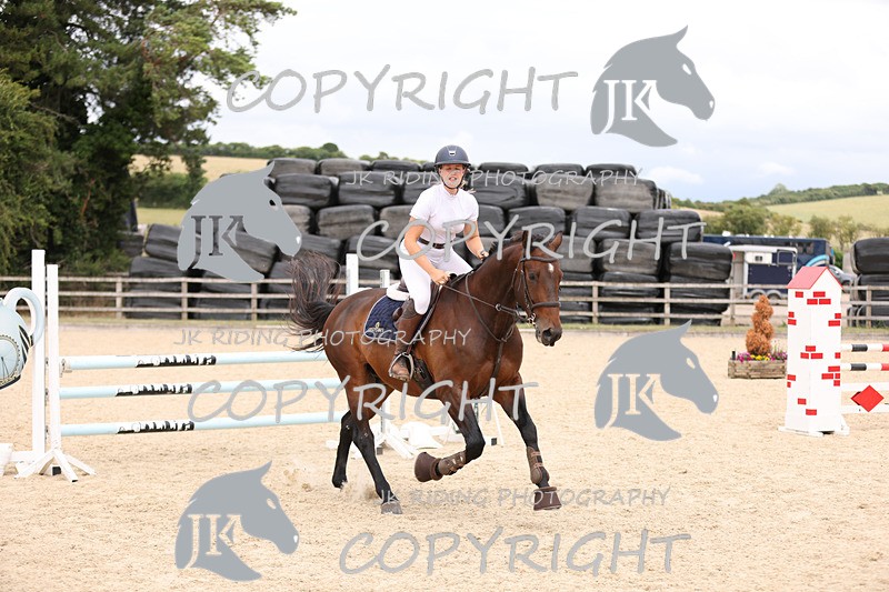 2R6A2590 - CLASS 8 90CM AND HC 1m ROUNDS