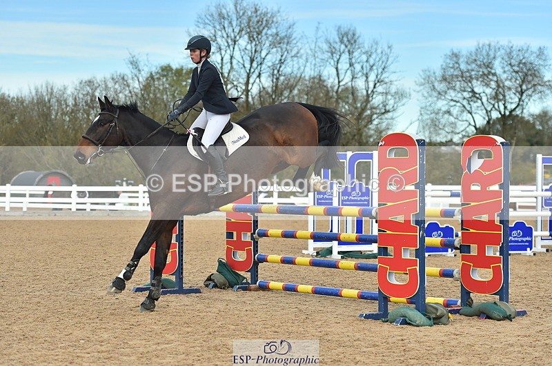 231111A-122744-01852 - Cls 12 Newcomers & 1.10m Open