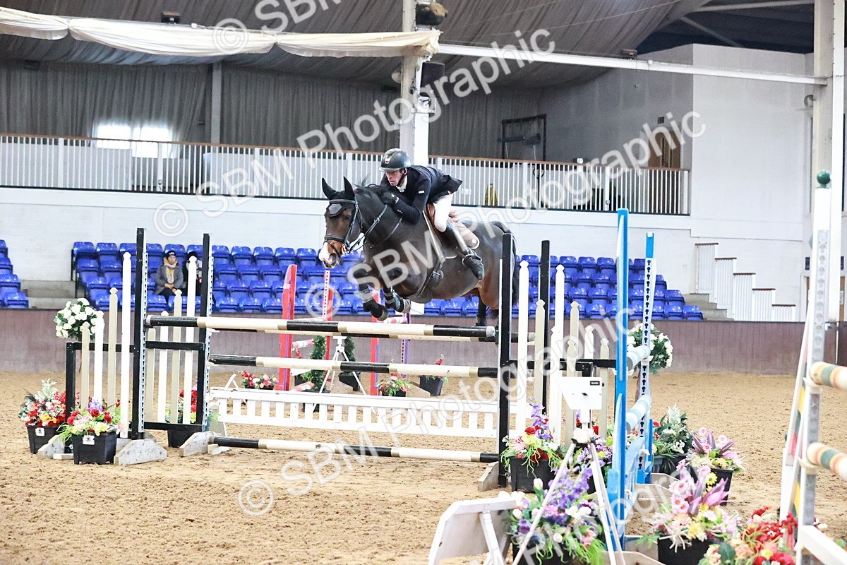 SBM_002900 - Class 11 - Senior Foxhunter 1.20m