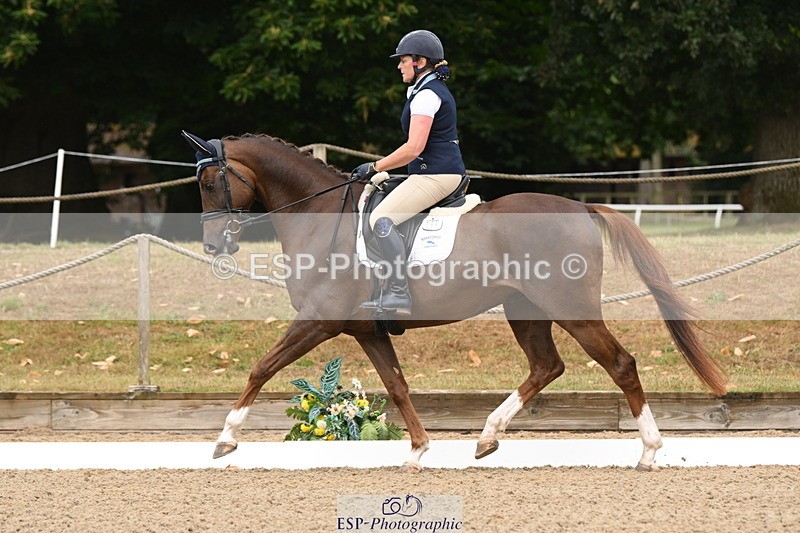 250719A-093831-02991 - 144-Verity.Perry-Vogue