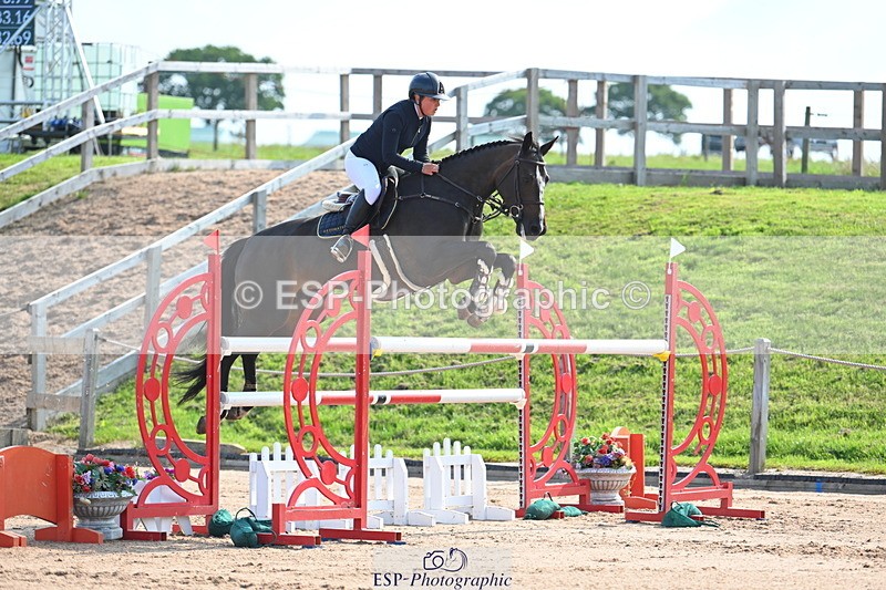 230721A-091651-04913 - Cls 2, 2 Star Small 1.30m