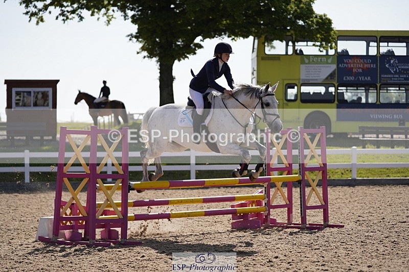 230527A-100918-03552 - Cls 19 British Novice & 90cm Open