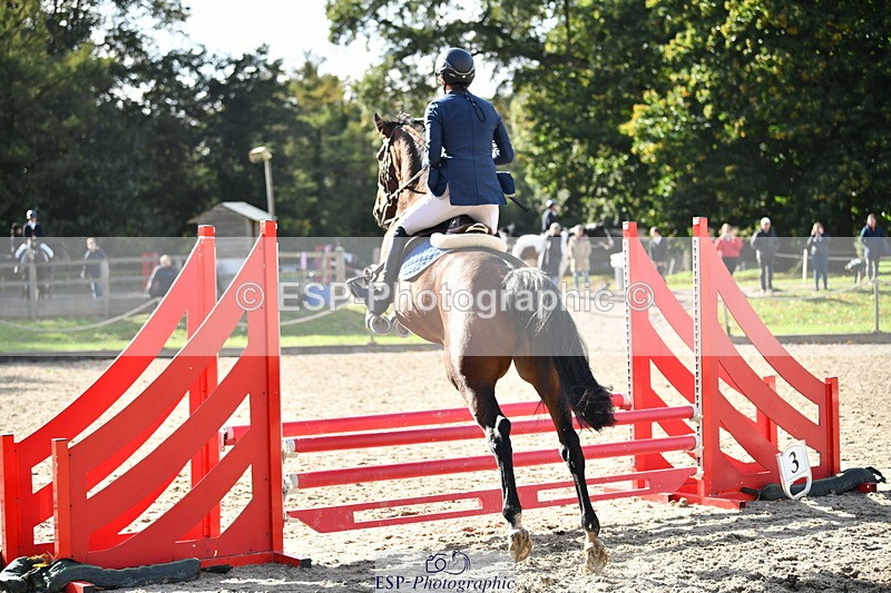 251004A-152925-01841 - Classes 8 & 9 70cm