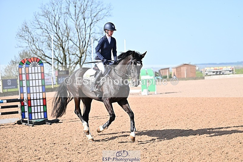 260408-102902-00163 - Cls 2 British Novice and 90cm