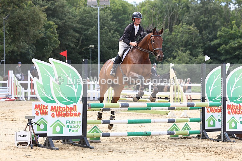 3E7A3342 - Class 4: Senior British Novice/90cm open